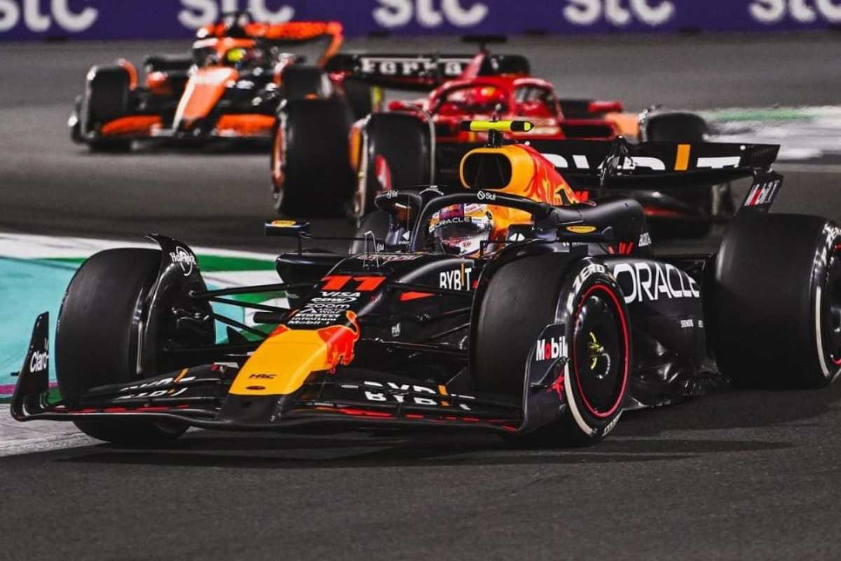Formula 1 squalifica Sergio Perez