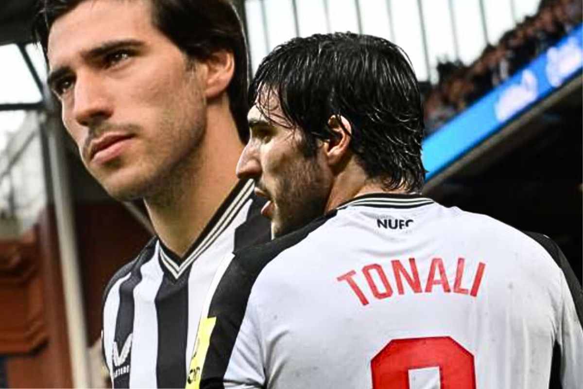 Tonali con la maglia del Newcastle